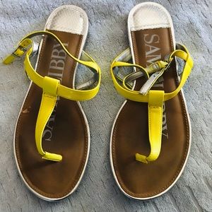 Sam & Libby yellow sandals 🩴 size 9.5